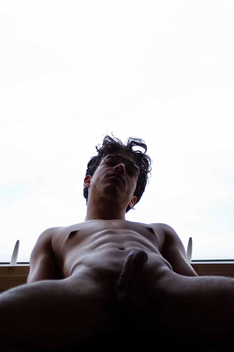 Jonathan Gets Naked
