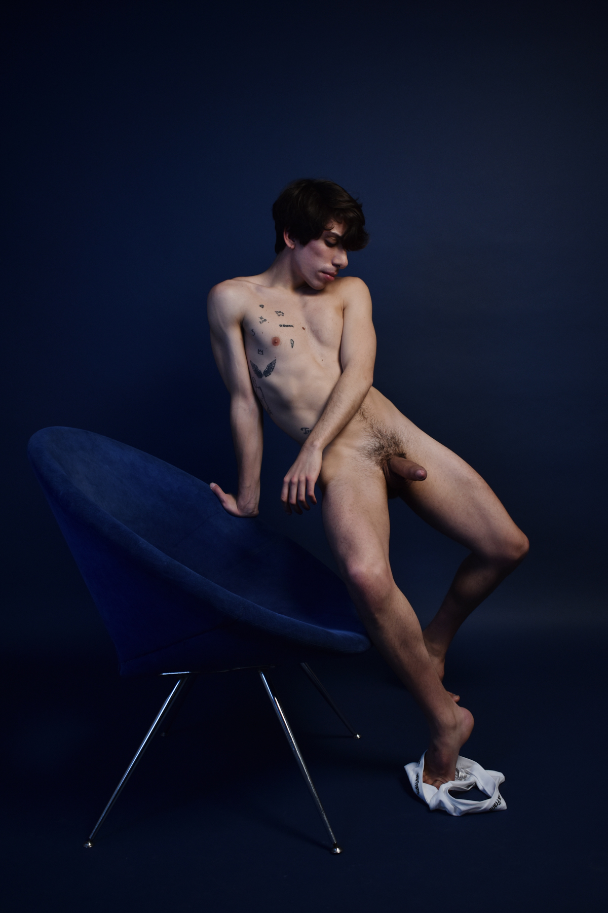 Bruno d luca - nude photos
